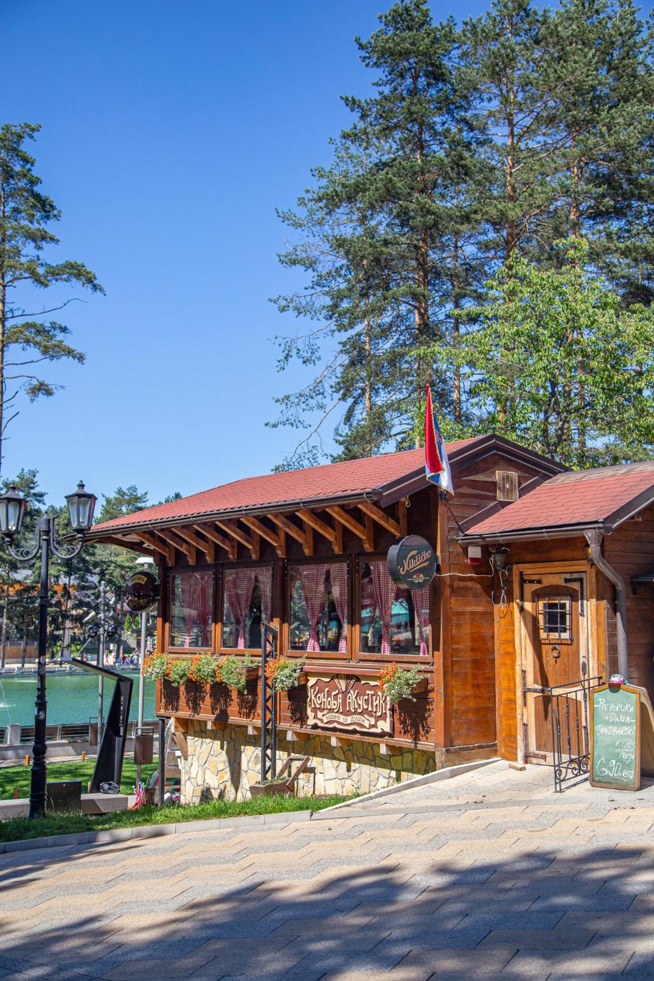 Hotel Konaciste Akustik Zlatibor Bagian luar foto